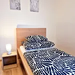 Center - Moderna Rimske Namesti I Lejlighedshotel